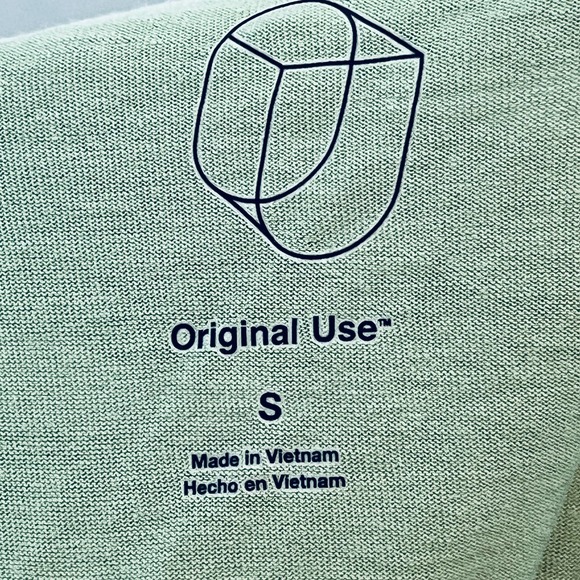 Original Use Green Earth Day Graphic Tee New S - Picture 4 of 5